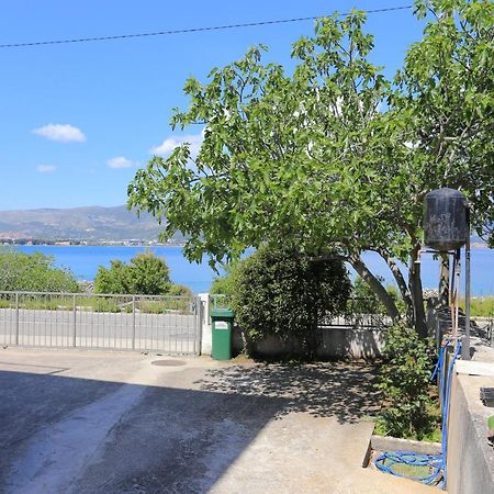 Apartments By The Sea Arbanija, Ciovo - 19527 Trogir Exterior photo