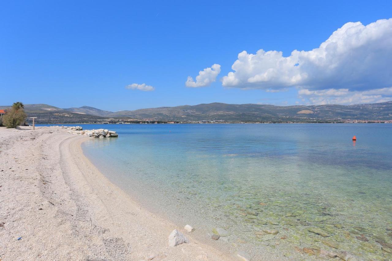 Apartments By The Sea Arbanija, Ciovo - 19527 Trogir Exterior photo